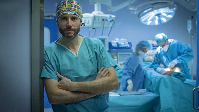 El doctor José Lirola, especialista en Orthopediatrica-IHP-Quironsalud.