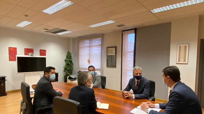 Firma del acuerdo para levantar un centro tecnológico en Burgos