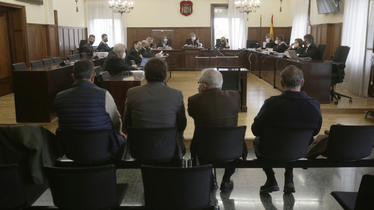 Una imagen del tercer juicio de los ERE, por las ayudas a las empresas del corcho de la Sierra Norte de Sevilla.