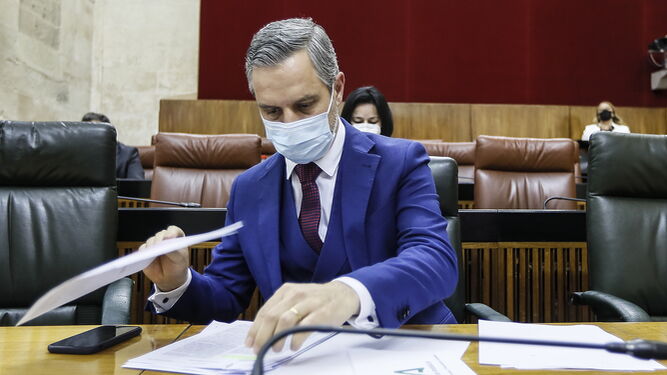 Juan Bravo, en el Parlamento de Andalucía.