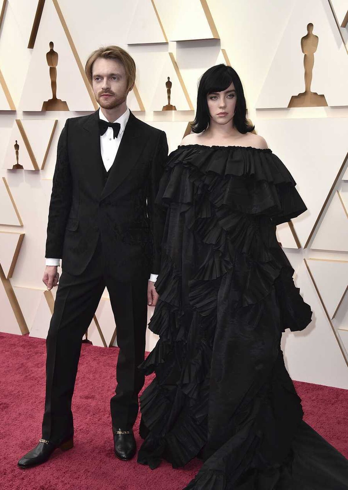 Alfombra roja de los Oscar 2022 vestidos pifia
