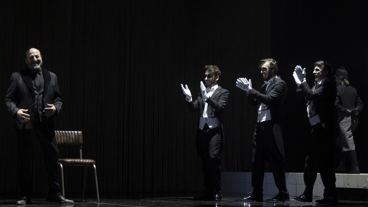 Artes Escénicas Teatro Clásico de lleva a escena "el poema ser silbado" 'El público'