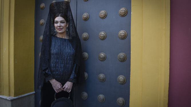 Raquel Revuelta vestida de mantilla en la iniciativa 'Sí mantilla'