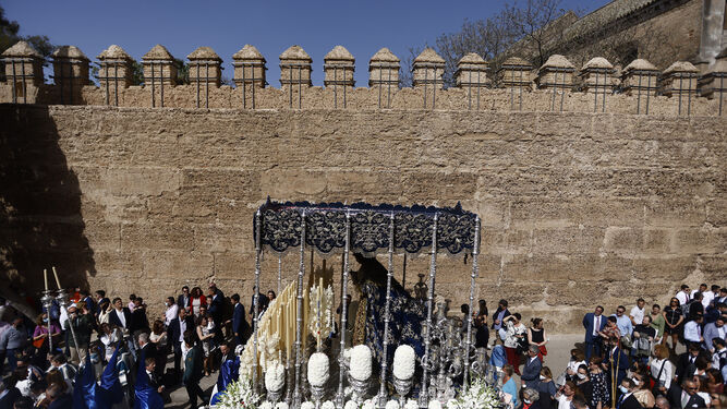 La Hiniesta el Domingo de Ramos en la Semana Santa de Sevilla
