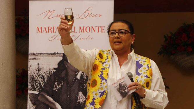 María del Monte en la presentación de 'Todo vuelve', su nuevo disco de sevillanas.