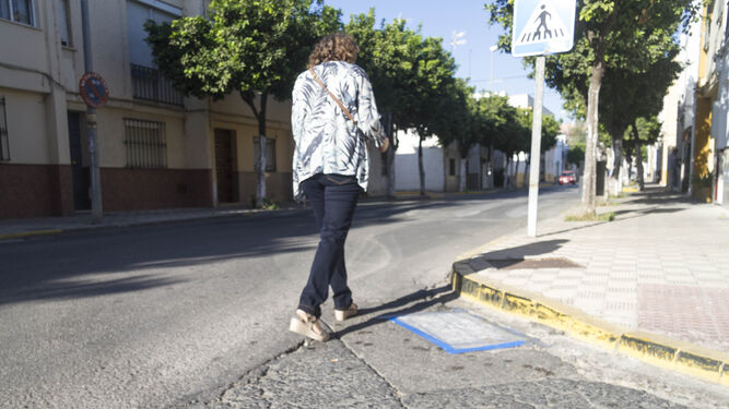 Alcantarilla sellada en la barriada Guadalquivir de Coria del Río cuando se iniciaron en 2017 el análisis de los hedores.
