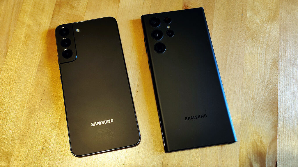 Samsung Galaxy S22+ y S22 Ultra