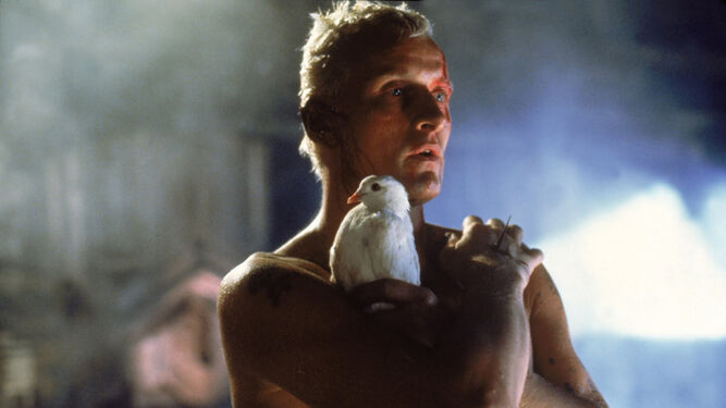 Rutger Hauer, en 'Blade Runner', la mejor película a la que puso música Vangelis.
