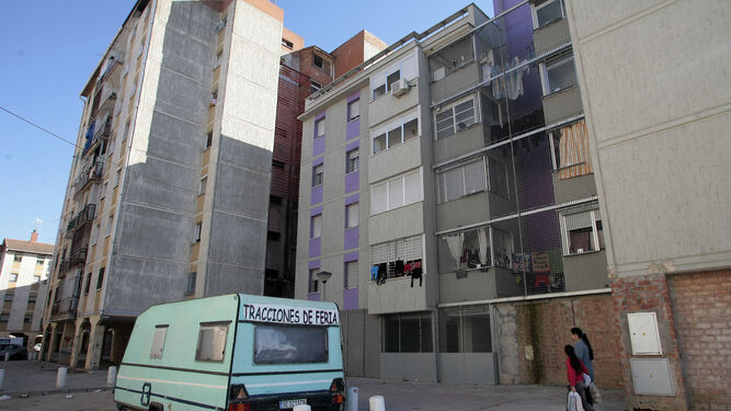 El Polígono Sur repite como barrio con menor renta neta media anual por habitante de toda España, con 5.666 euros por persona.