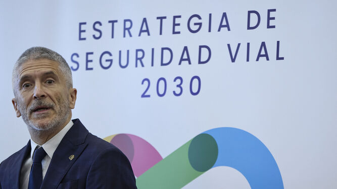 Fernando Grande-Marlaska, ministro del Interior, presenta el plan de seguridad vial.