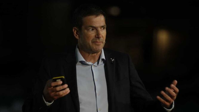 Ramón Alarcón, en un momento de la presentación de la nueva campaña de abonos del Betis.