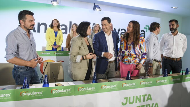 Juanma Moreno, este viernes en la reunión de la junta directiva autonómica del PP.