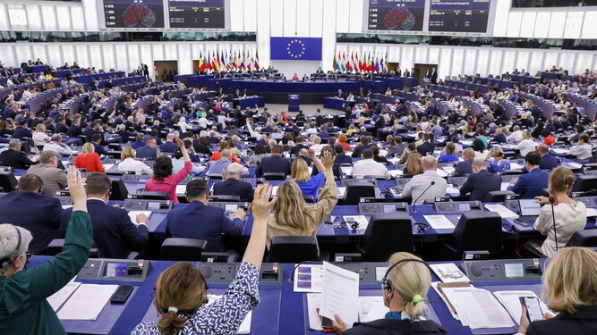 Votación en la sede de la Eurocámara en Estrasburgo.