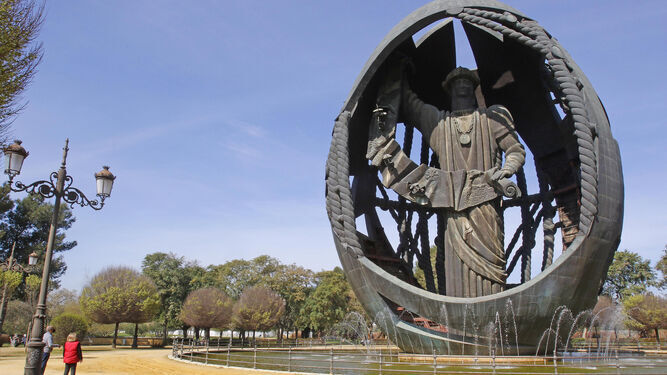 El Huevo de Colón se encuentra en el parque de San Jerónimo