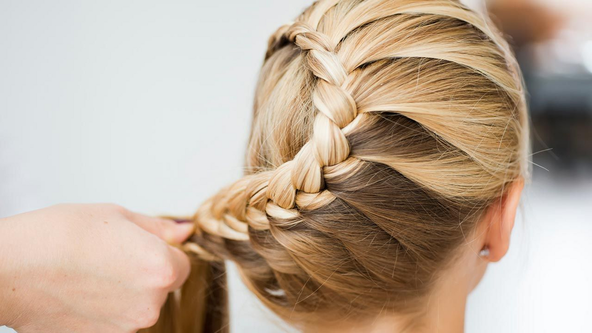 7 peinados fáciles para mujeres con poco pelo o pelo muy fino que puedes  llevar a diario  Telvacom