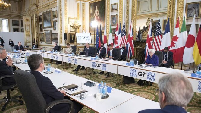Los ministros de Finanzas del G7, este viernes.