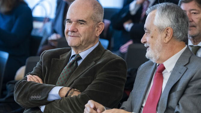 Los ex presidentes de la Junta Manuel Chaves y José Antonio Griñán, durante el juicio de los ERE.