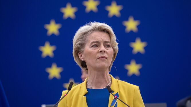 Ursula von der Leyen, presidenta de la Comisión Europea, interviene en el Parlamento comunitario, en Estrasburgo.
