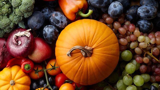 Las uvas, la calabaza, la granada o el higo son algunas frutas que deben consumirse en otoño.