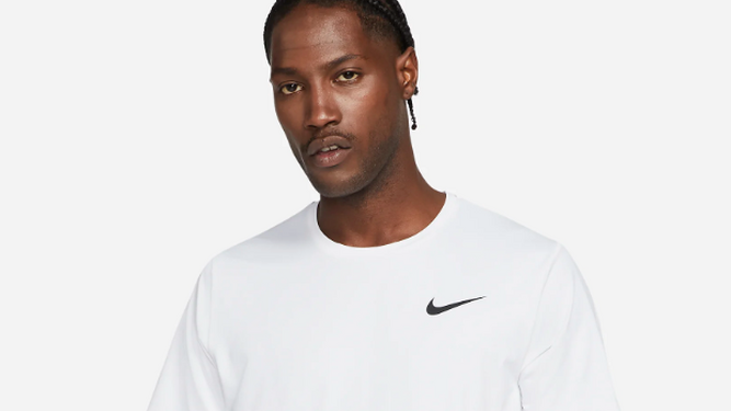 once transmisión fusión Ofertas Nike: Consigue esta camiseta con un 30% de descuento