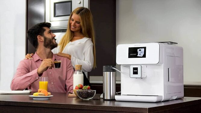 Ahorra casi 150 euros con la compra de tu nueva cafetera automática de  Cecotec ¡Oferta