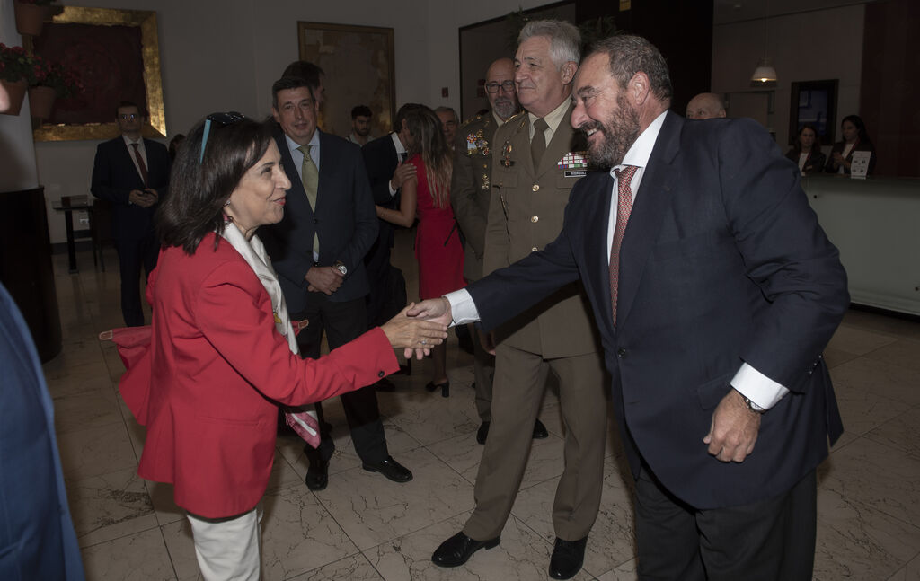 Las im&aacute;genes del Foro Joly con la Ministra de Defensa, Margarita Robles