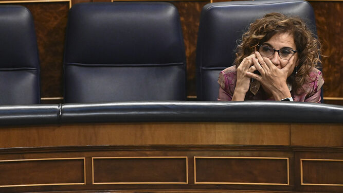 María Jesús Montero, ministra de Hacienda, este jueves en el Congreso de los Diputados