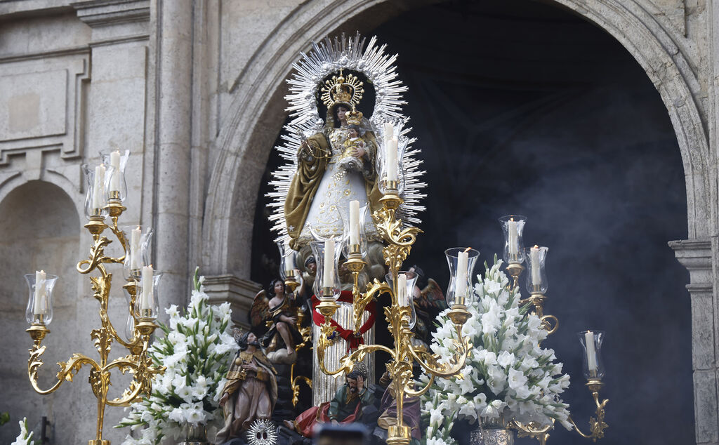 La procesi&oacute;n de la Virgen del Pilar, en im&aacute;genes