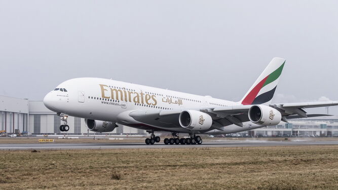 Un modelo A380 de Airbus gestionado por la compañía aérea Emirates.