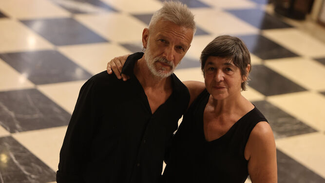 Pep Ramis y María Muñoz, dos creadores destacados de la danza actual, fotografiados ayer en el Hotel Macarena.