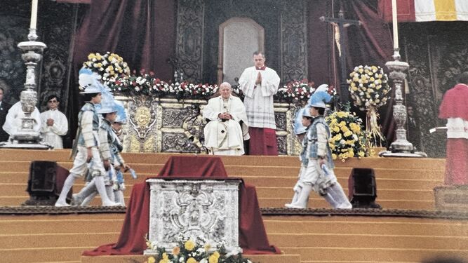 Así fue la visita del Papa Juan Pablo II a Sevilla en 1982