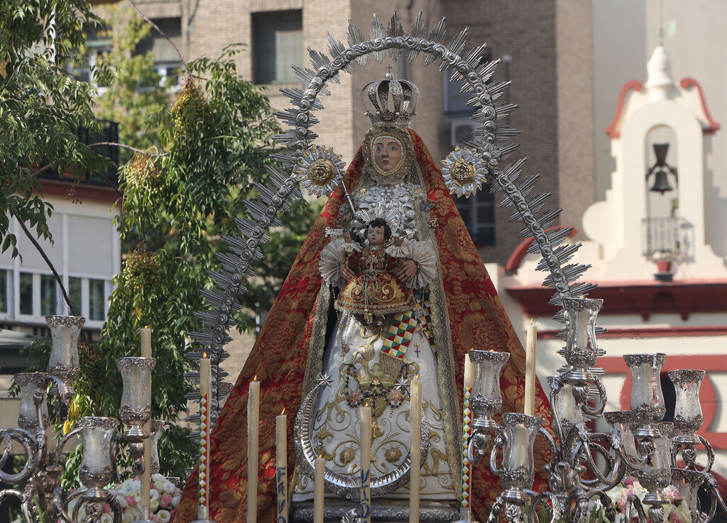 Procesi&oacute;n de la Virgen de la Sierra de Sevilla