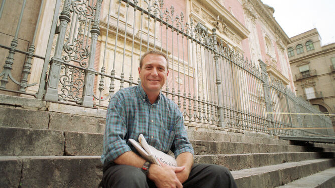 Gary Bedell en la Plaza del Salvador, en 1999