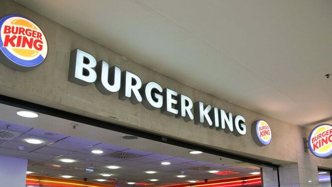 Entrada a un restaurante Burger King