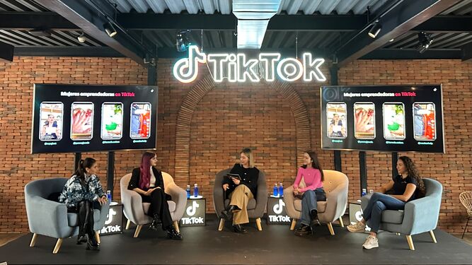 Tik Tok muestra la importancia del emprendimiento femenino a través de sus creadoras de contenido