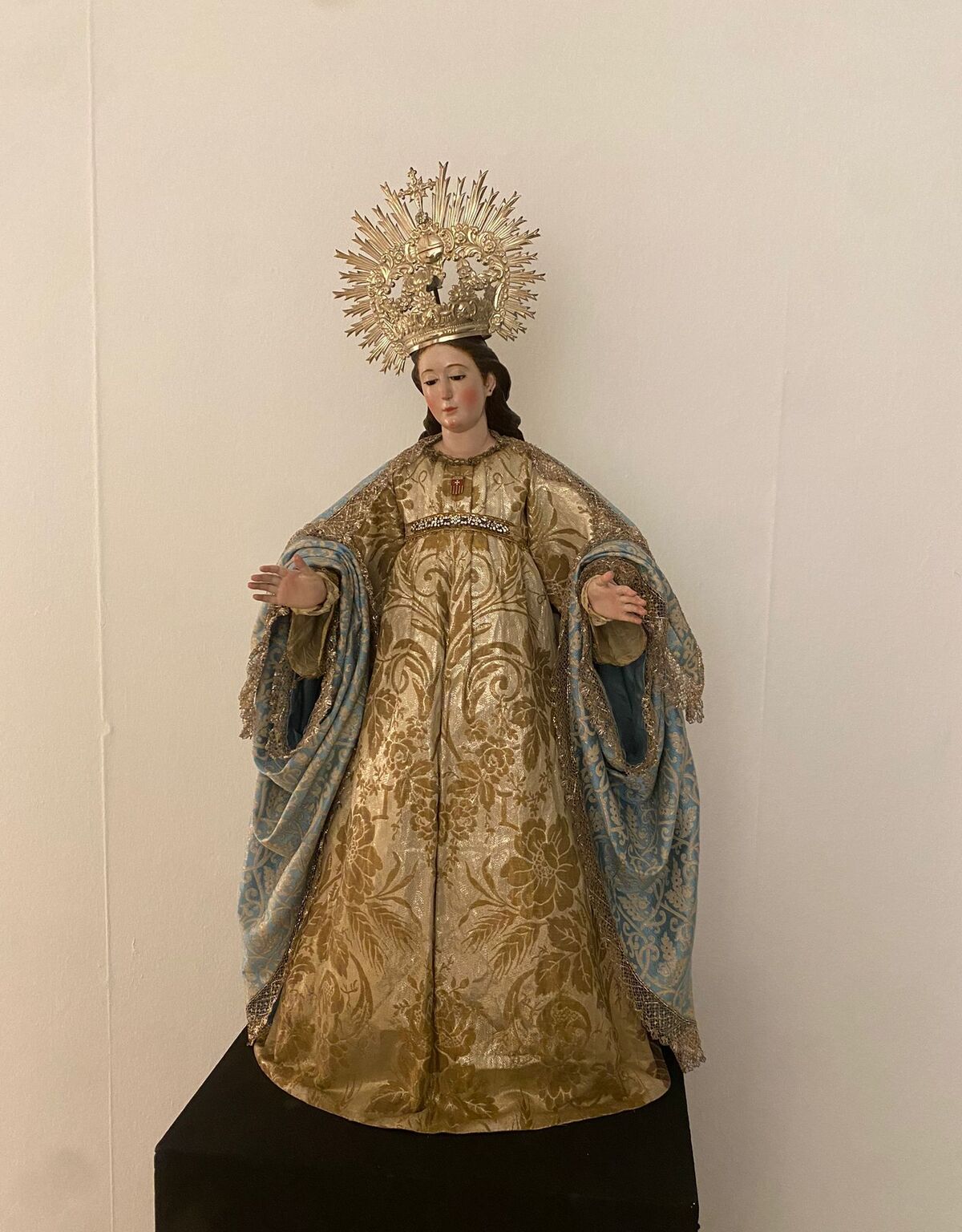 Virgen de la Esperanza. Juan Bautista Patrone. Siglo XVIII. Madera policromada. Convento de San José, Madres Mercedarias.