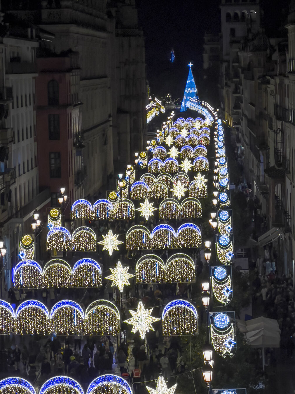 Las im&aacute;genes del alumbrado de Navidad en Sevilla