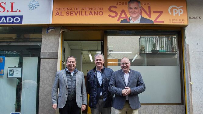 Sanz anuncia que lo primero que hará cuando sea alcalde será reclamar a Madrid las infraestructuras que Sevilla necesita