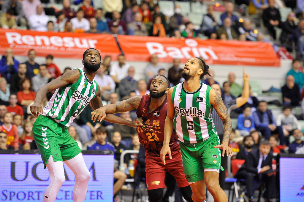 Las fotos del UCAM Murcia - Betis Baloncesto
