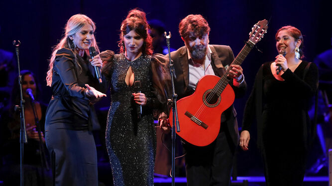 La Junquera, La Junquerita, Luis de Periquín y Manuela Carrasco en 'Así canta Jerez en Navidad'.