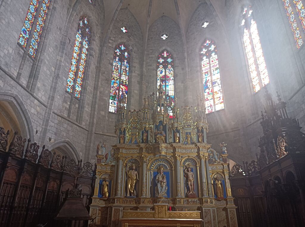 Interior de la catedral de Saint Bertrand de Comminges.