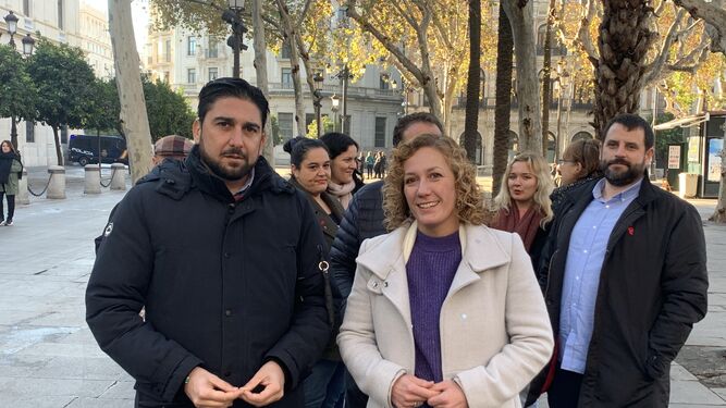 Podemos e Izquierda Unida presentan un acuerdo de coalición municipal en Sevilla