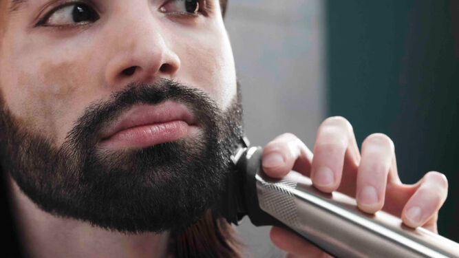 Amazon tira el precio de la afeitadora multiusos más buscada de Philips: ¡rebajada a menos de 40 euros!