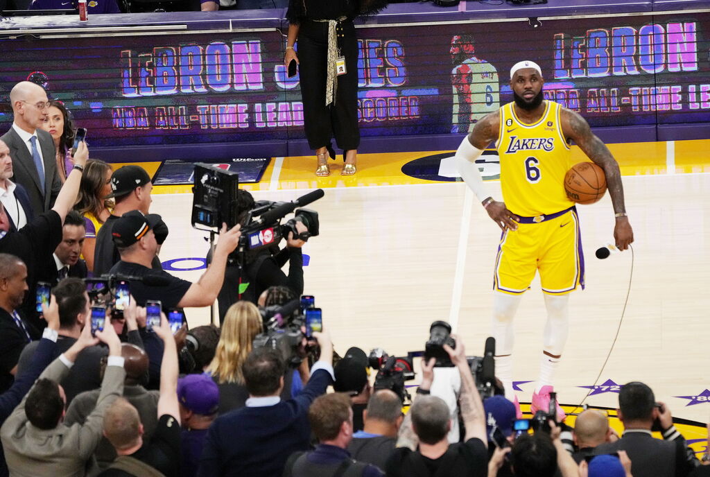 Las fotos del r&eacute;cord de LeBron James en la NBA