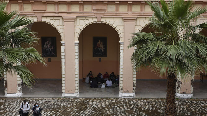 Patio principal de la Escuela de Arte Dramático en Sevilla.