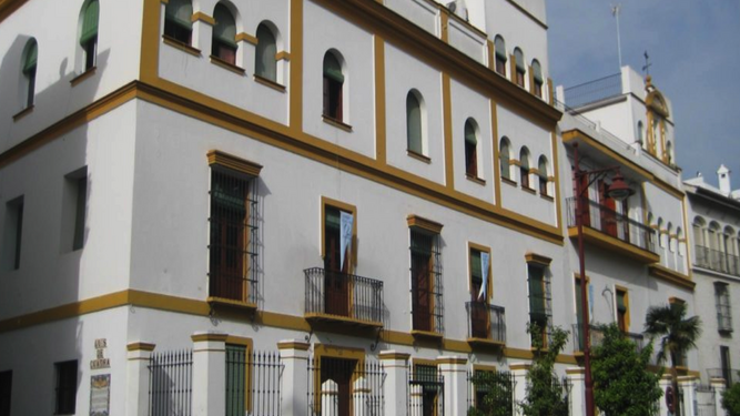 Colegio Cristo Rey de Sevilla, en la calle Betis