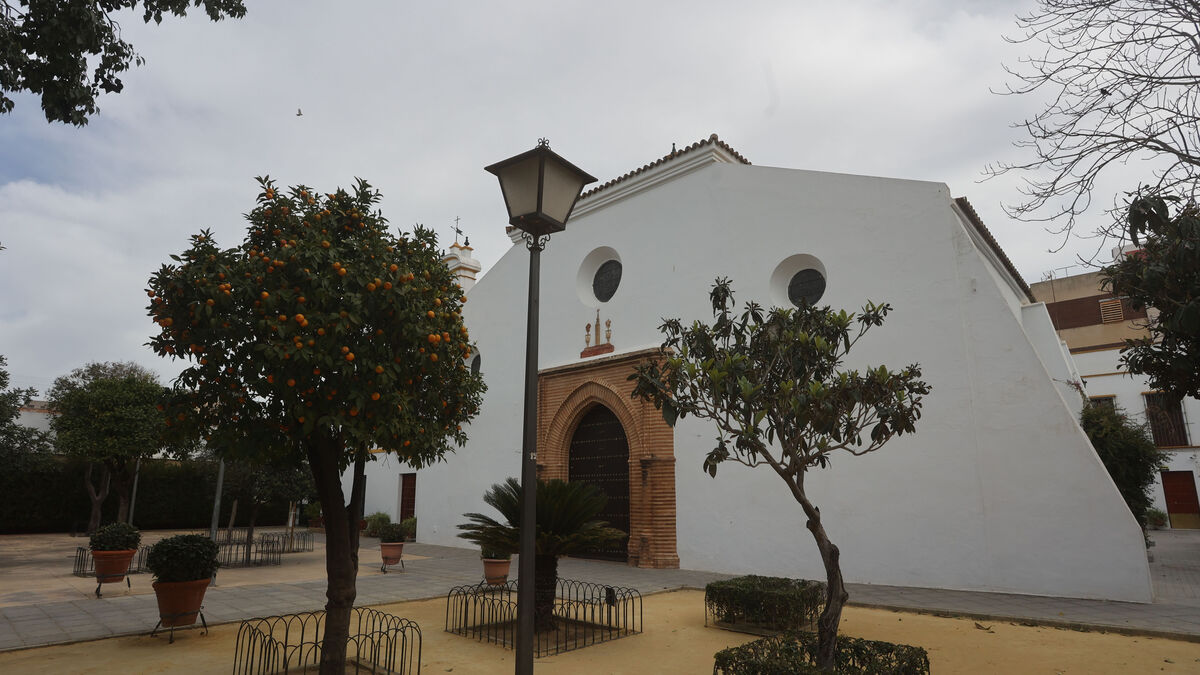 Parroquia de San Sebastián, en cuyo entorno se encontraba el cementerio de El Porvenir.