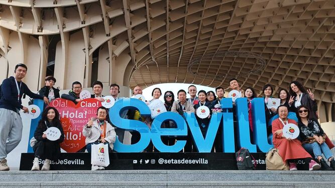 Los primeros agentes de viajes de China que llegan a Sevilla en tres años.