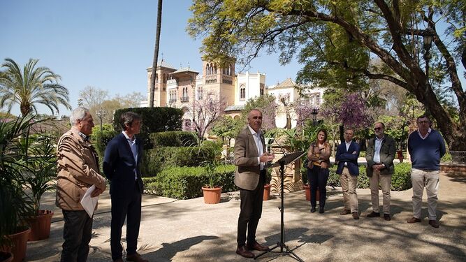 Sevilla elevará de 15 a 30 millones al año los fondos para el mantenimiento de arbolado y zonas verdes