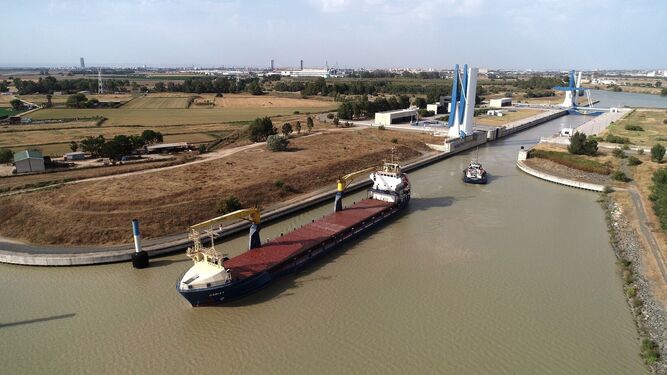 El Puerto de Sevilla participa en un proyecto europeo para mejorar la navegación interior